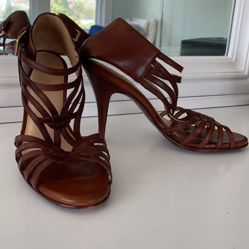 Nike Air bottom. Scrappy, comfy and sexy as hell - Picture 2 of 8